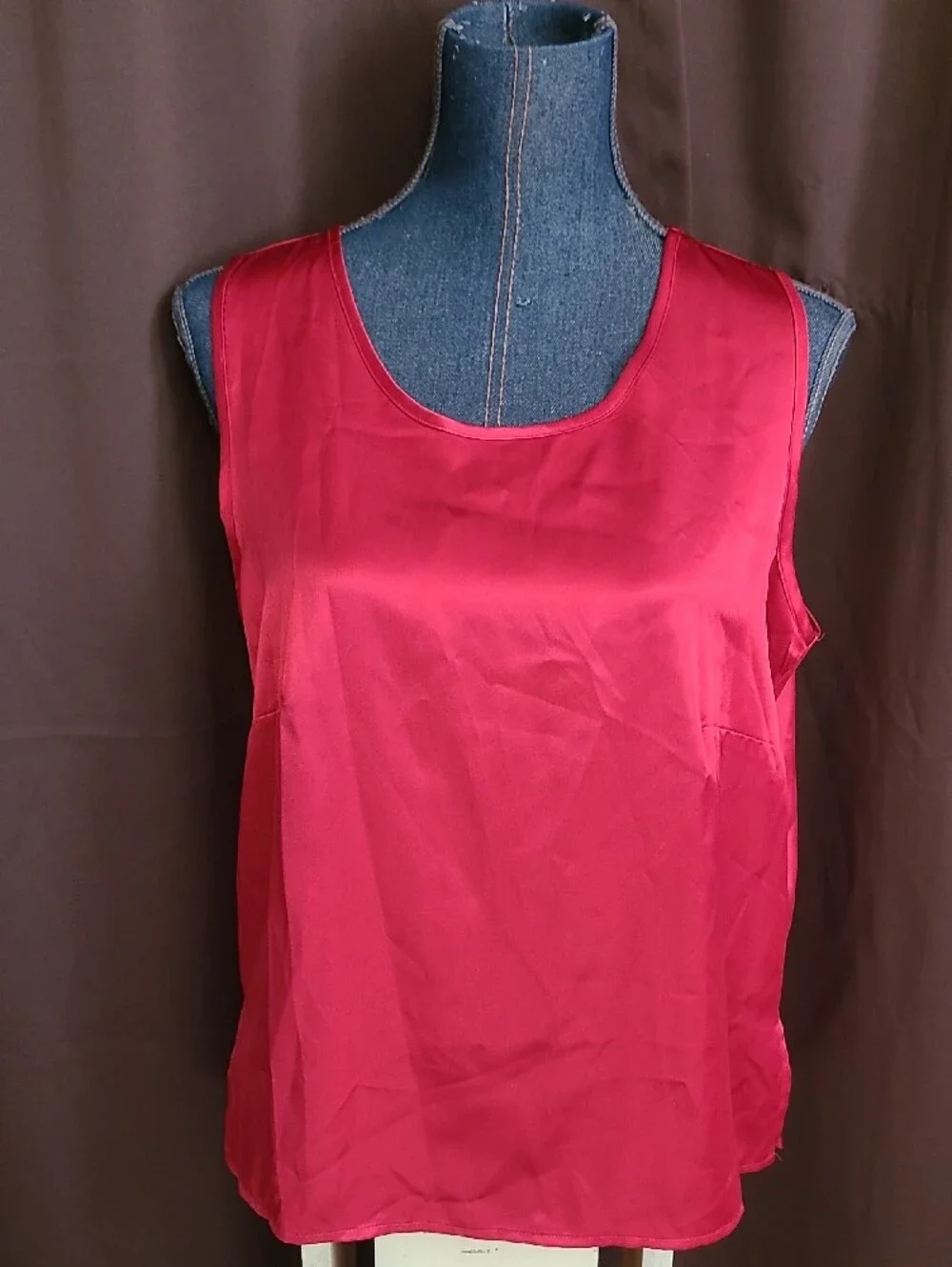 Voir Collection Women's Cherry Red Sheer Blouse And Tank - Picture 7 of 12